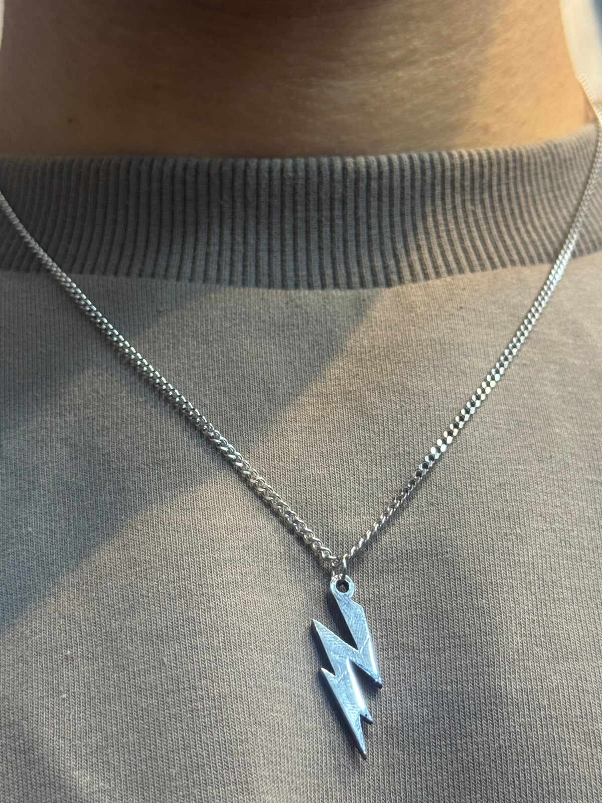 Thunder necklace
