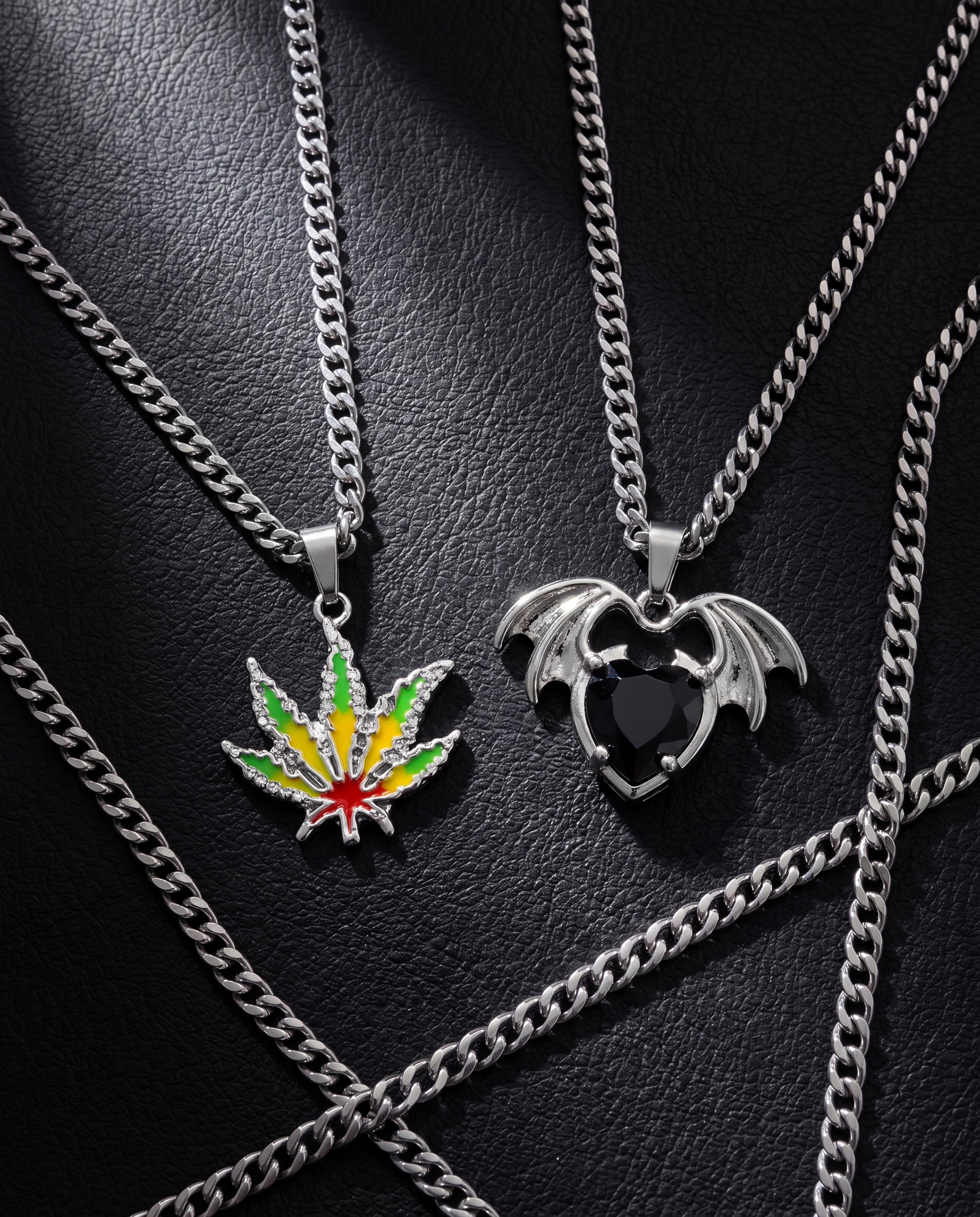 Weed and black heart necklace
