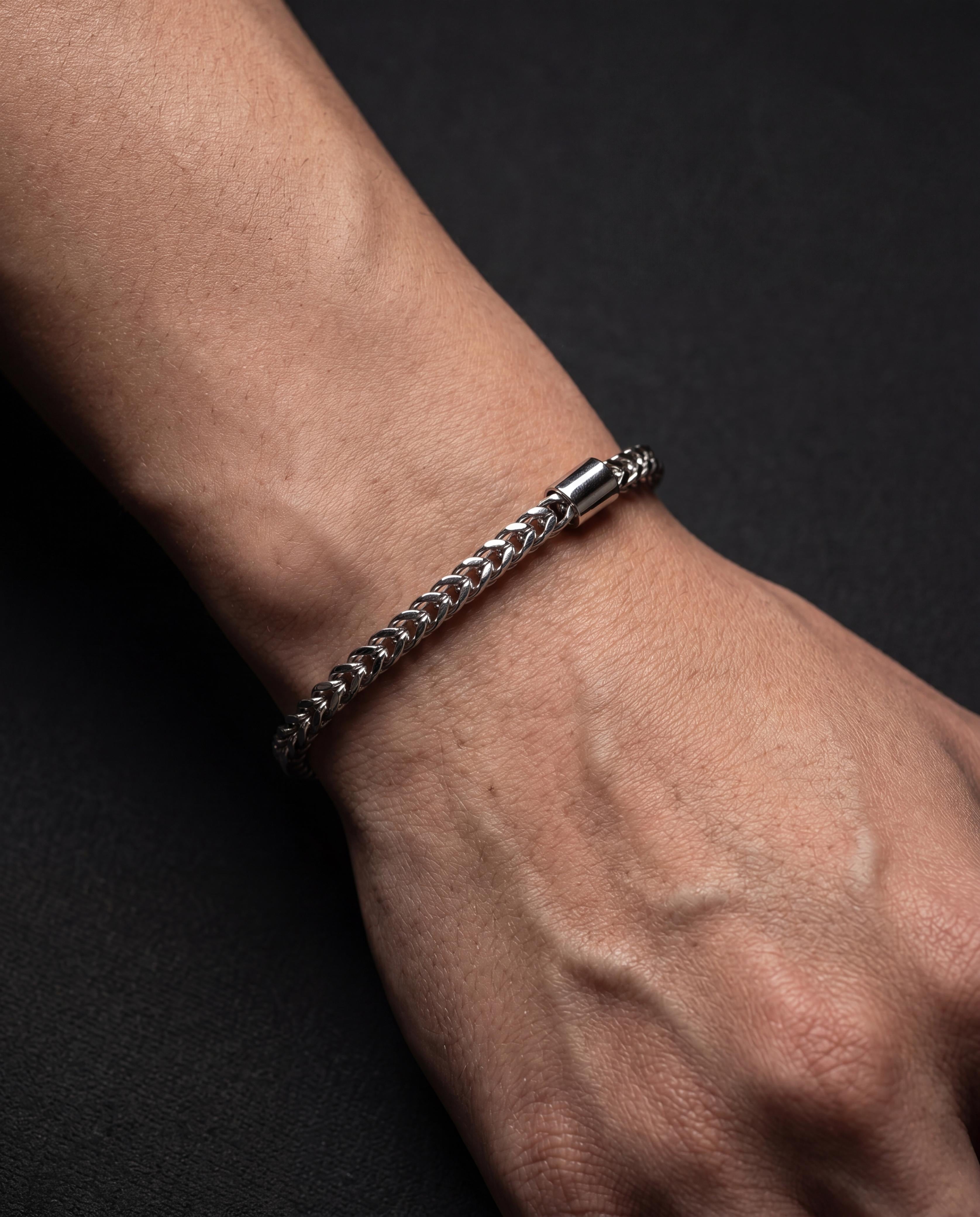 Stainless bracelet