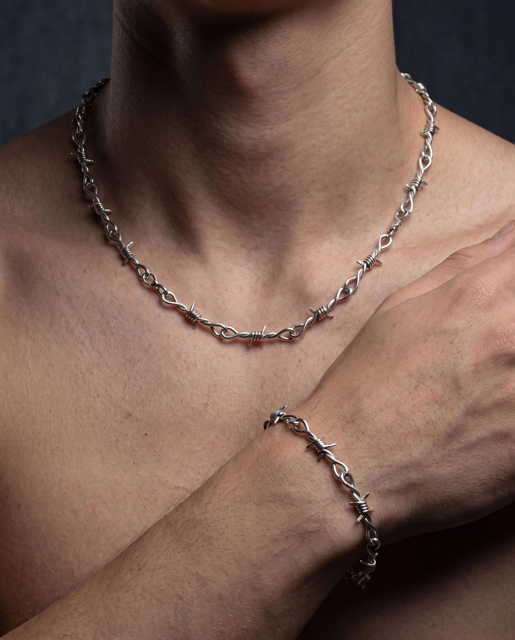 Wire necklace and bracelet