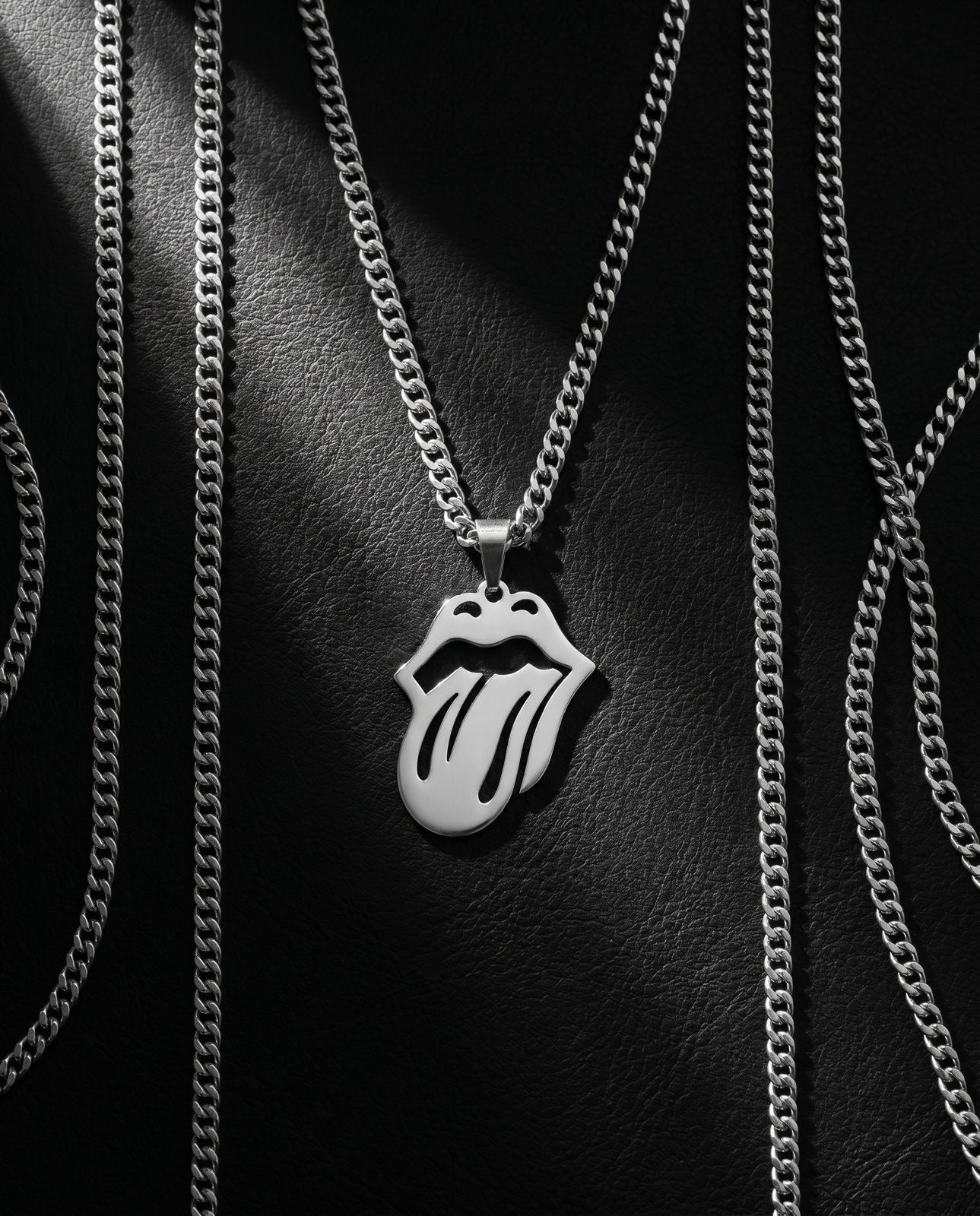 Rock and roll necklace