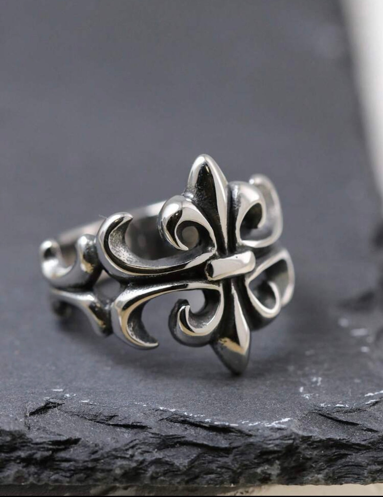 Chrome Ring